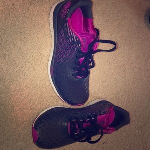 Women’s athletic shoes